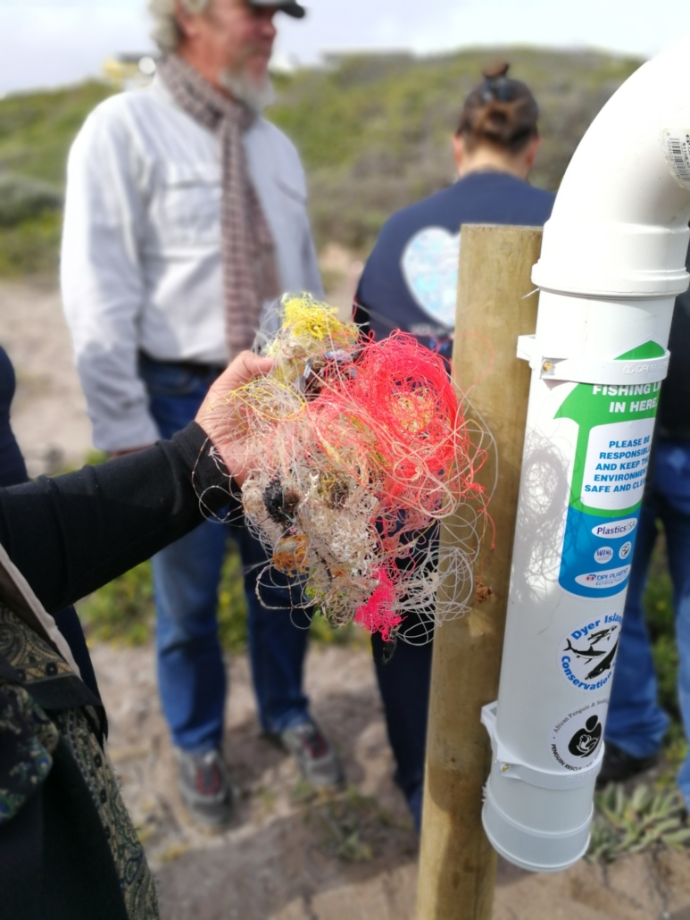 Fishing line bin